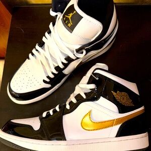 JORDAN 1 MID PATENT BLACK GOLD WHITE